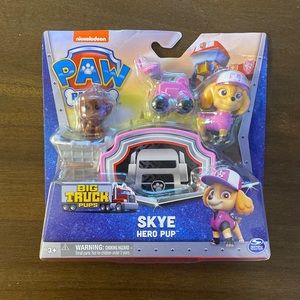 Sealed Paw Patrol Big Truck Pups Skye Hero Pup 2.5” Action Figure
